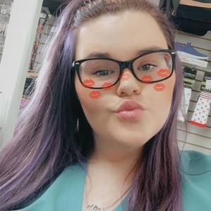 Meet your Posher, Emma